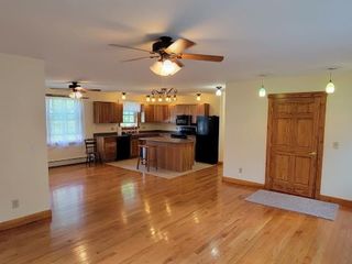 Casa Reposeída - 350 SOUTH ST, 05156