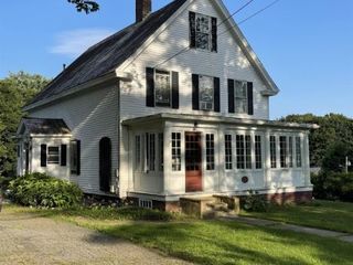 Casa Reposeída - 299 CHERRY HL, 05156