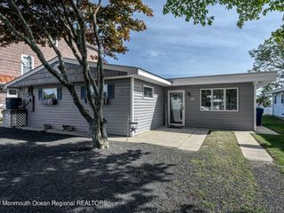 Casa Reposeída - Listado 100922026