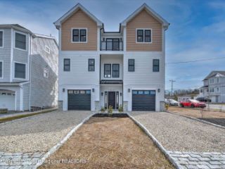 Casa Reposeída - Listado 100613840