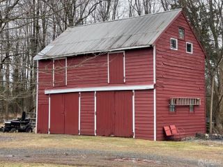 Casa Reposeída - 191 STONY BROOK RD, 08876