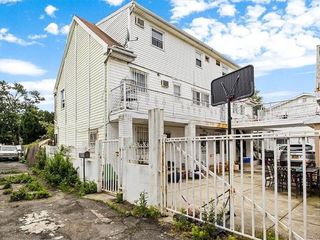 Casa Reposeída - Listado 100775749