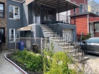 Casa Reposeída - Listado 100825181