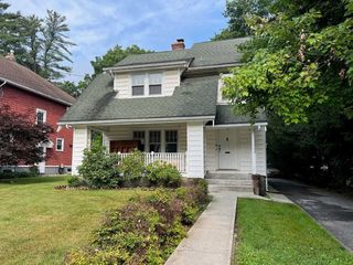 Casa Reposeída - Listado 100820260