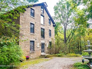 Casa Reposeída - Listado 100931420