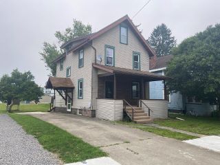 Casa Reposeída - 416 E STATE ST, 16232