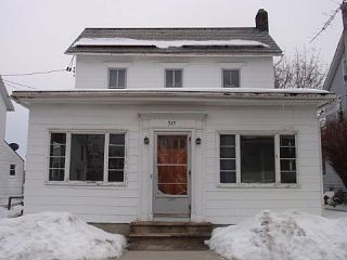 Casa Reposeída - 515 BROAD ST, 18072