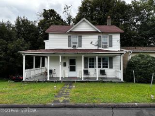 Casa Reposeída - 919 SOUTH ST, 18641