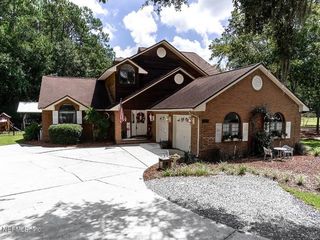 Casa Reposeída - 10400 INNISBROOK DR, 32222