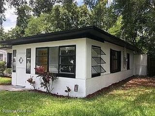 Casa Reposeída - Listado 100892296