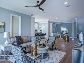 Casa Reposeída - Listado 100625485