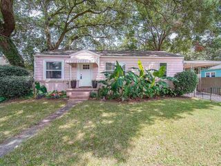 Casa Reposeída - Listado 100586194