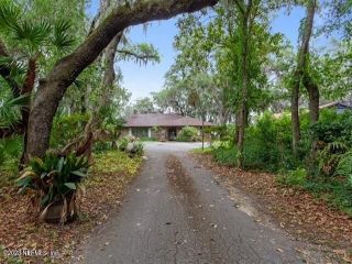 Casa Reposeída - Listado 100652310