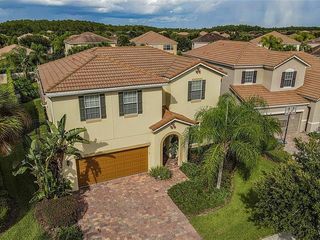 Casa Reposeída - 11855 PADUA LN, 32827