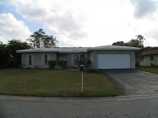 Casa Reposeída - 968 NW 83RD DR, 33071