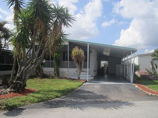 Casa Reposeída - 2130 SW 51ST CT, 33312