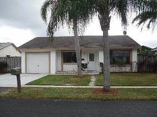 Casa Reposeída - 9226 NW 53RD CT, 33351