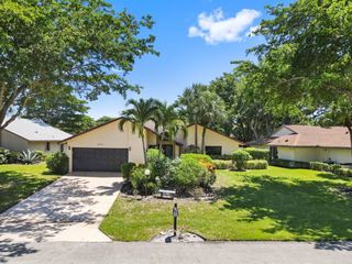 Casa Reposeída - 16576 BOCA DELRAY DR, 33484