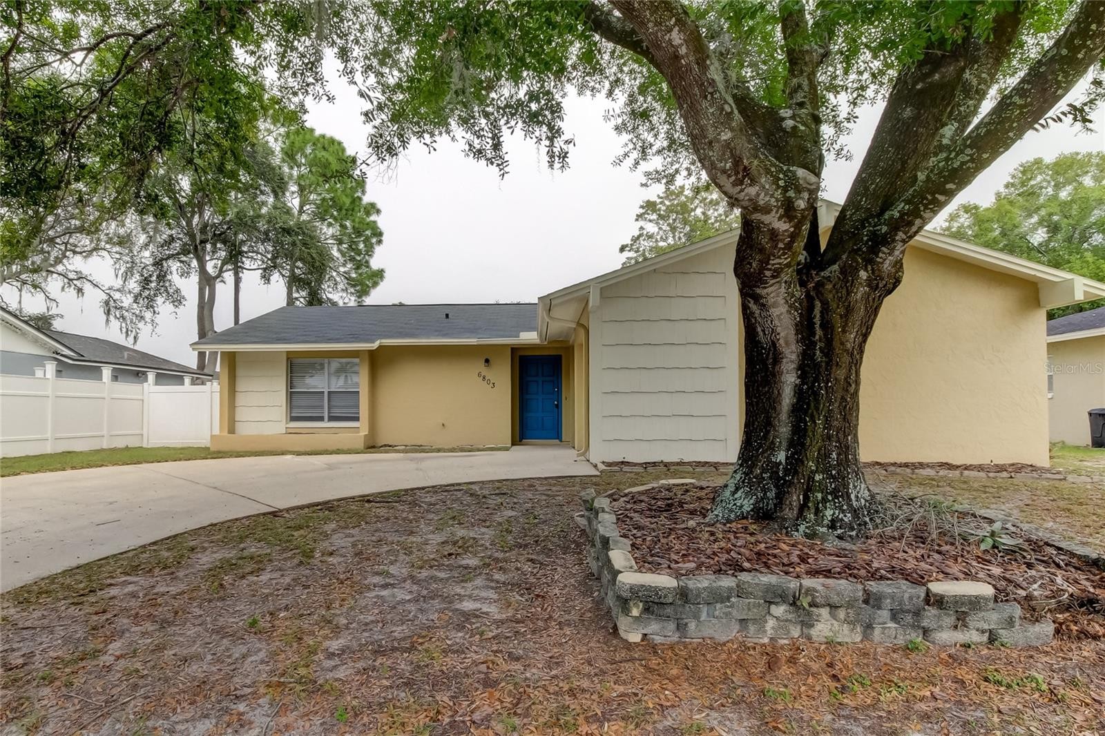 Casa Reposeída - 6803 SPANISH MOSS CIR, 33625