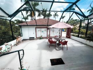 Casa Reposeída - 1313 CALOOSA VISTA RD, 33901