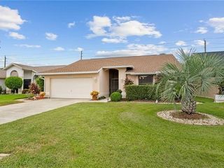 Casa Reposeída - 13225 GREYWOOD CIR, 33966