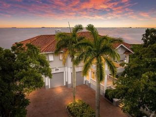 Casa Reposeída - Listado 100554401