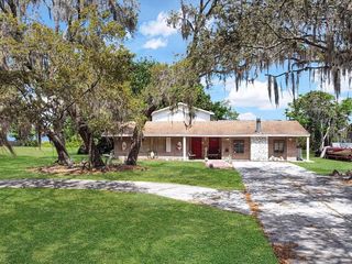 Casa Reposeída - Listado 100637323