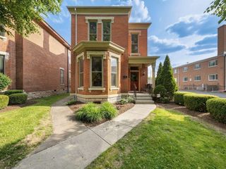 Casa Reposeída - Listado 100913205