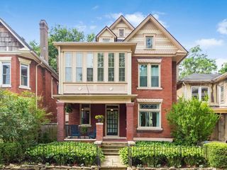 Casa Reposeída - Listado 100801273