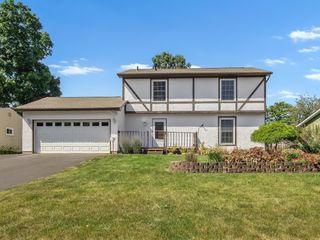 Casa Reposeída - Listado 100900273