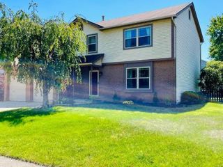 Casa Reposeída - Listado 100892934