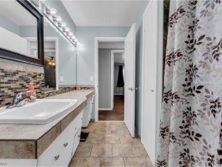 Casa Reposeída - Listado 100759816