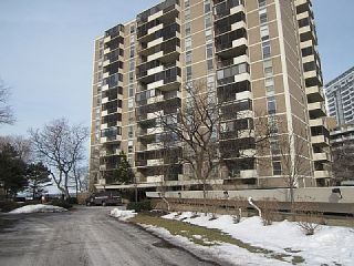 Casa Reposeída - 25801 LAKE SHORE BLVD, 44132