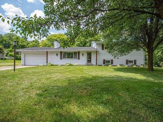 Casa Reposeída - Listado 100854106