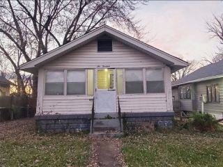 Casa Reposeída - 614 N LINWOOD AVE, 46201