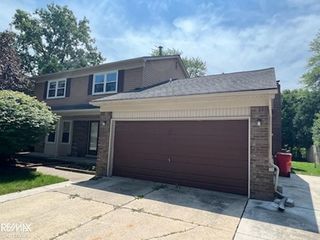 Casa Reposeída - Listado 100849477