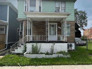 Casa Reposeída - 1297 BELVIDERE ST, 48214