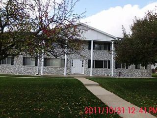 Casa Reposeída - 10416 W WHITNALL EDGE CT APT 201, 53132