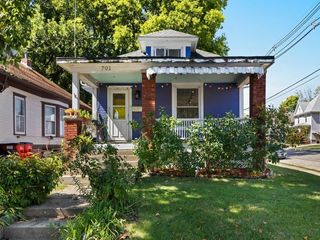 Casa Reposeída - Listado 100917472