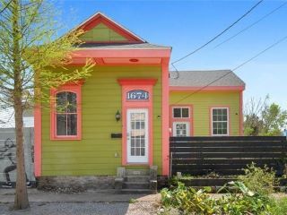 Casa Reposeída - 1674 N ROBERTSON ST, 70116