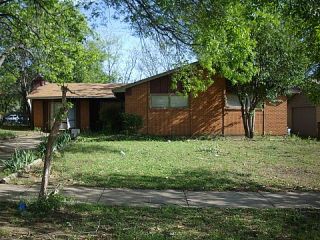 Casa Reposeída - 417 BLUEWOOD DR, 75232