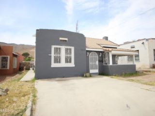 Casa Reposeída - 2617 N PIEDRAS ST, 79930