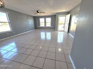 Casa Reposeída - 12340 TIERRA HUMEDA DR, 79938