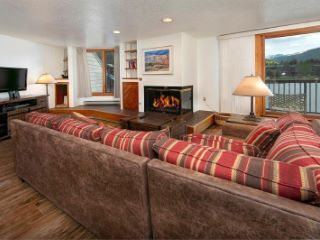 Casa Reposeída - Listado 100795928