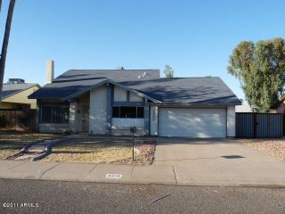 Casa Reposeída - 2353W W TIERRA BUENA LN, 85023