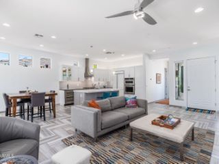 Casa Reposeída - Listado 100789431