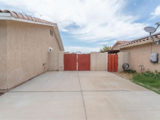 Casa Reposeída - 6106 E 43RD LN, 85365