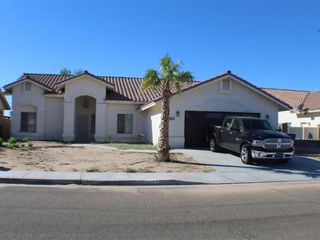 Casa Reposeída - 10583 E 39TH LN, 85365