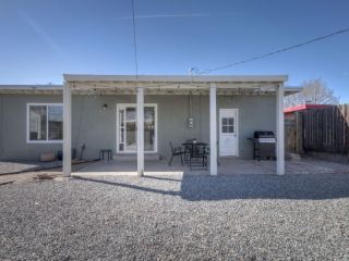 Casa Reposeída - 4817 PALO DURO AVE NE, 87110