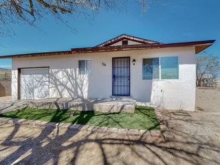 Casa Reposeída - 316 BATAAN DR SW, 87121